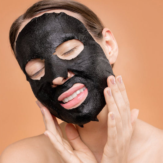 What's the difference between a wet compress and a mask?